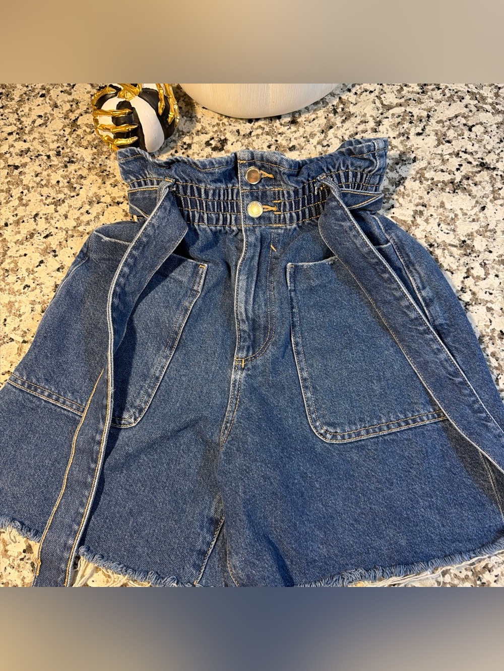 Zara High-Waist Paperbag Denim Shorts in Dark Blue with Belt